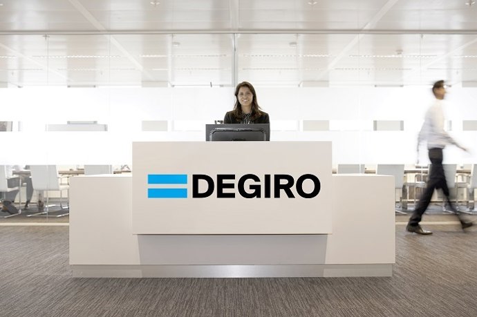 Archivo - Oficinas del broker Degiro