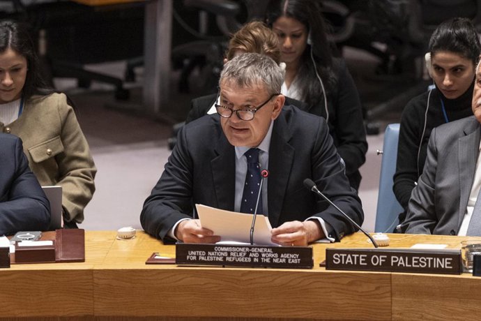 Archivo - 28 January 2025, US, New York: Philippe Lazzarini, Commissioner-General of the United Nations Relief and Works Agency for Palestine Refugees in the Near East (UNRWA), speaks during the Security Council meeting on the situation in the Middle East