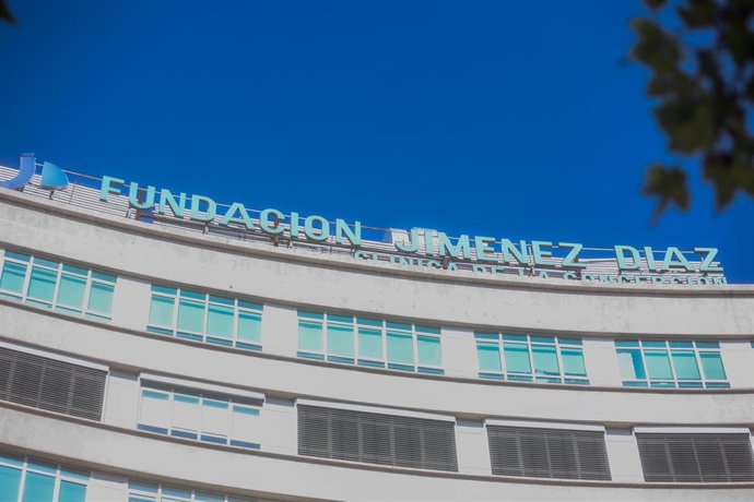 Archivo - Fachada del Hospital Universitario Fundación Jiménez Díaz, a 8 de agosto de 2024, en Madrid (España).