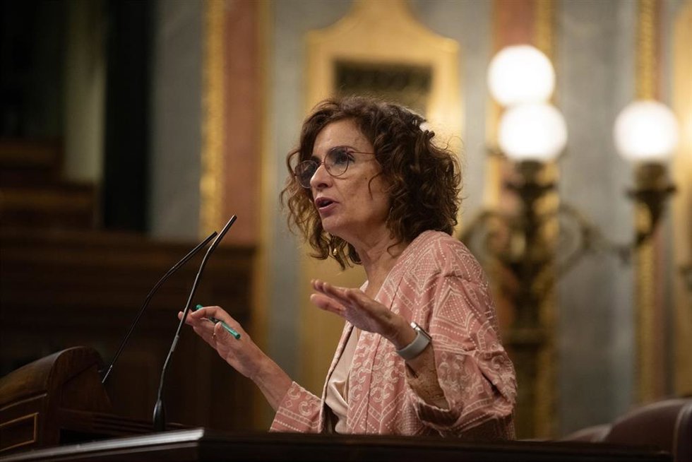 La vicepresidenta primera y ministra de Hacienda, María Jesús Montero.