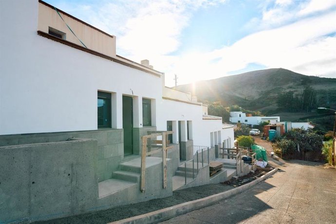 Archivo - El Gobierno de Canarias ultima la rehabilitación de 7 viviendas protegidas en Caideros de Gáldar (Gran Canaria)