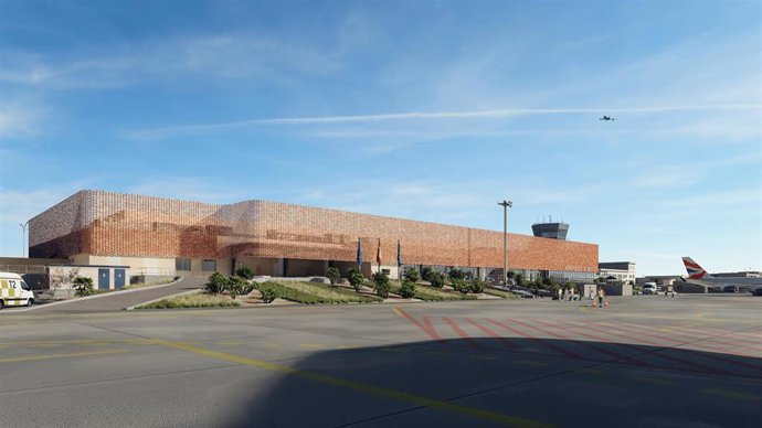 Pista lateral del aeropuerto de Melilla.