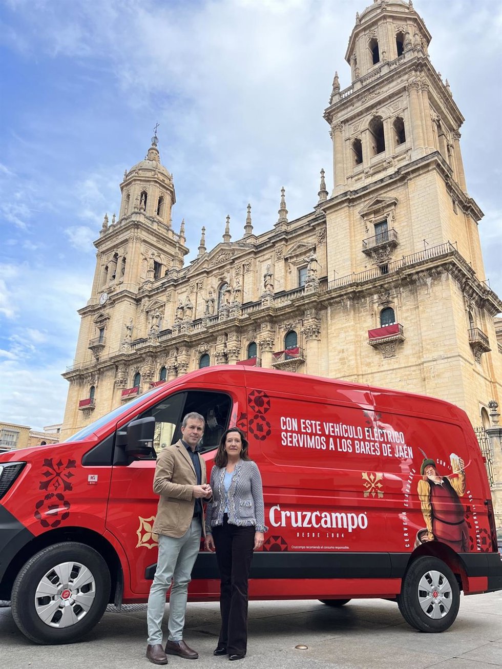 Presentación del vehículo eléctrico.