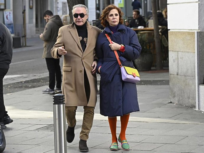 Ágatha Ruiz de la Prada muy cómplice con un amigo