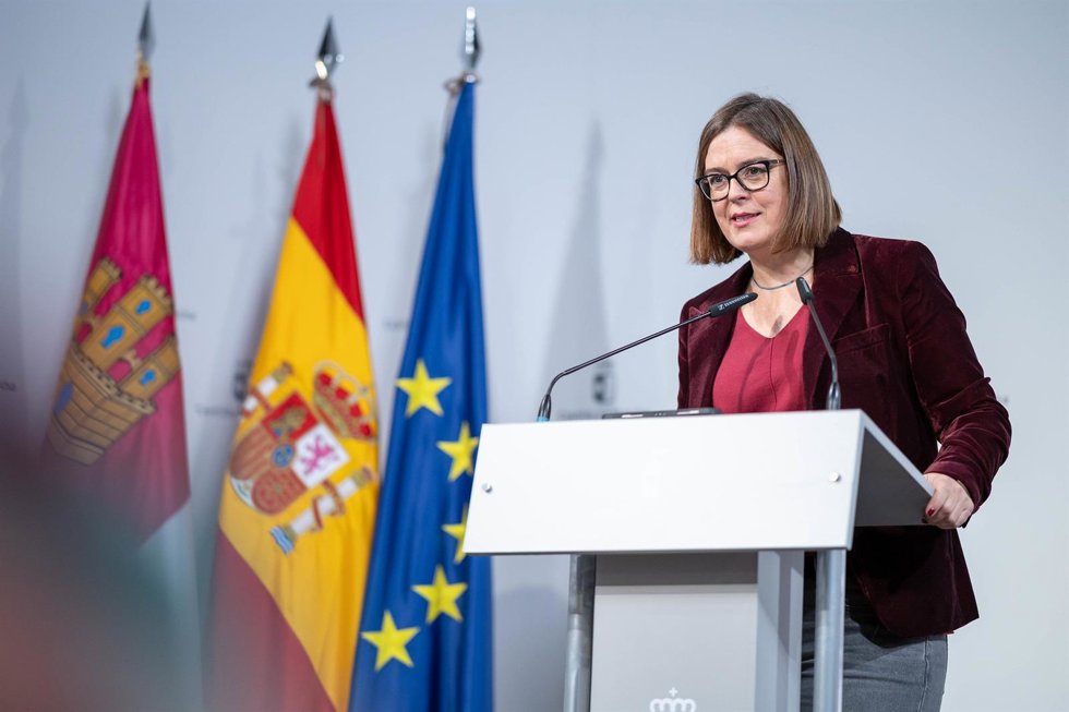 La consejera portavoz, Esther Padilla, durante la rueda de prensa destinada a anunciar los acuerdos del Consejo de Gobierno,.