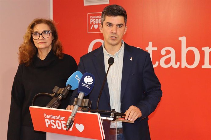 PSOE critica la "improvisación" y el "rodillo" del PP de Santander en 2025