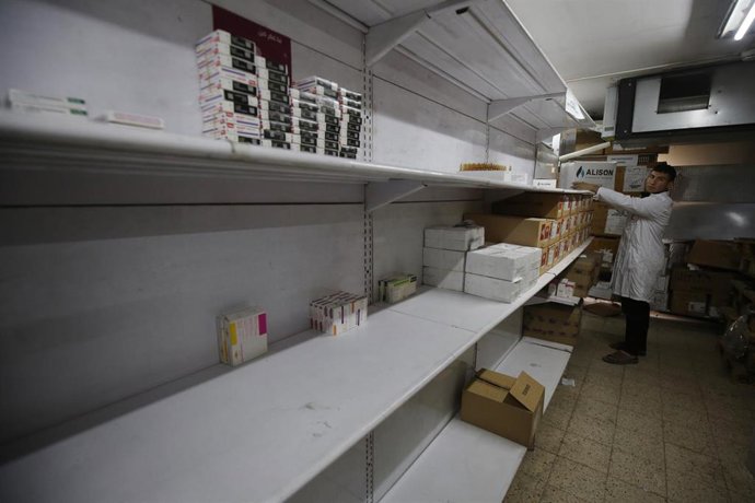 Archivo - Un almacén de medicinas del Ministerio de Sanidad de la Franja de Gaza (archivo)