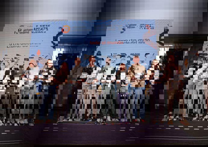 Atletas profesionales de la Nationale-Nederlanden San Silvestre Vallecana 2025.