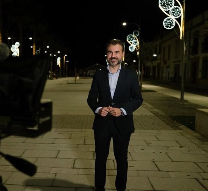 El alcalde de La Campana, Manuel F. Oviedo