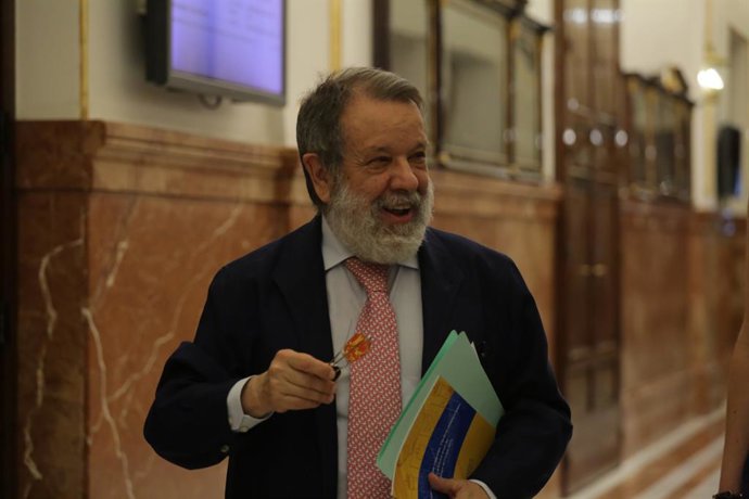 Archivo - El Defensor del Pueblo, Francisco Fernández Marugán, en el Congreso de los Diputados durante una sesión plenaria para debatir sobre el Decreto Ley 21/2020, o decreto de la ‘nueva normalidad’, que rige en España desde el término del estado de ala
