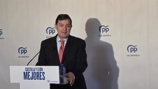 Mañueco durante su intervención en el encuentro navideno del PP de Ciudad Rodrigo.