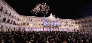 23:00Etatik Aurrera, Mahatsak Eta Kotiloi-Poltsatxoa Banatuko Dituzte