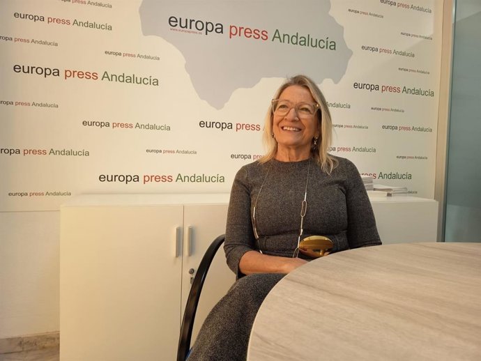 La delegada estatal de la Zona Franca de Sevilla, Carmen Tovar, en una entrevista en la sede de la agencia.