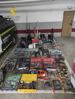 Material sustraído en obras en construcción en Fraga.