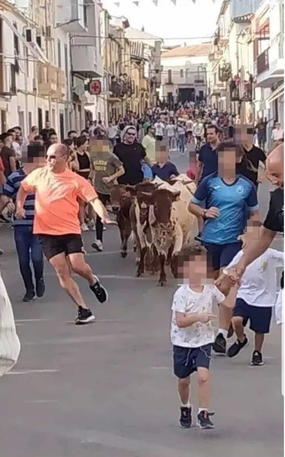 Imagen de la bueyada infantil celebrada en Castellar el pasado 10 de agosto