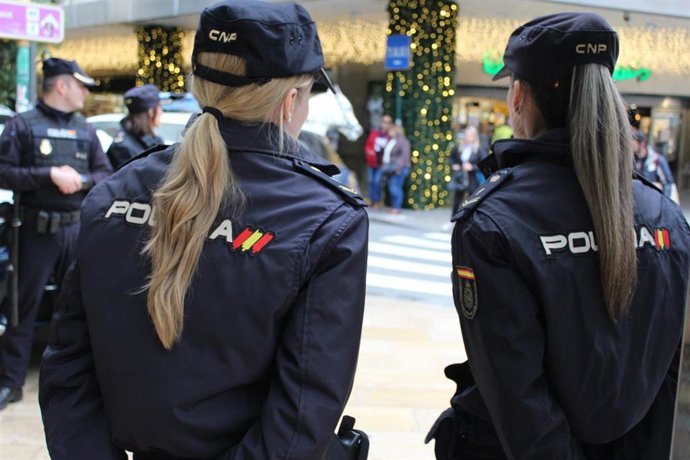 Agentes del Cuerpo Nacional de Policía