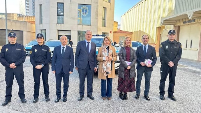 La vicepresidenta primera y el conseller de Emergencias e Interior visitan la Comisaría de la Unidad de la Policía Nacional Adscrita a la Comunitat Valenciana en las instalaciones de Feria Valencia