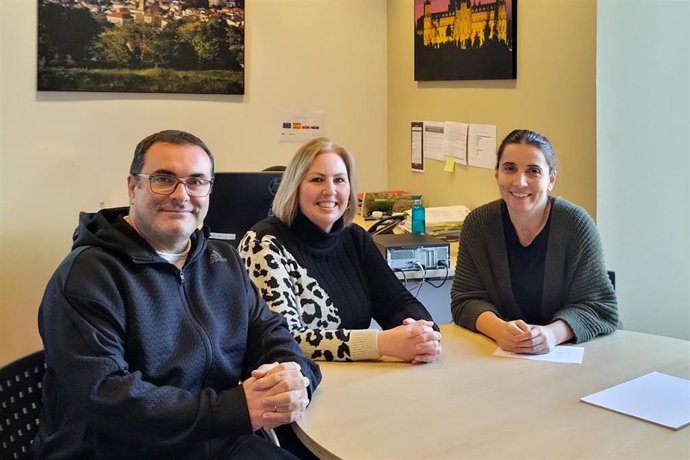 Renovación de la ruta literaria de los libros de 'Puerto Escondido' en Comillas