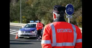 Fallece una hombre en una colisión entre un coche y una furgoneta en Legutio (Álava)