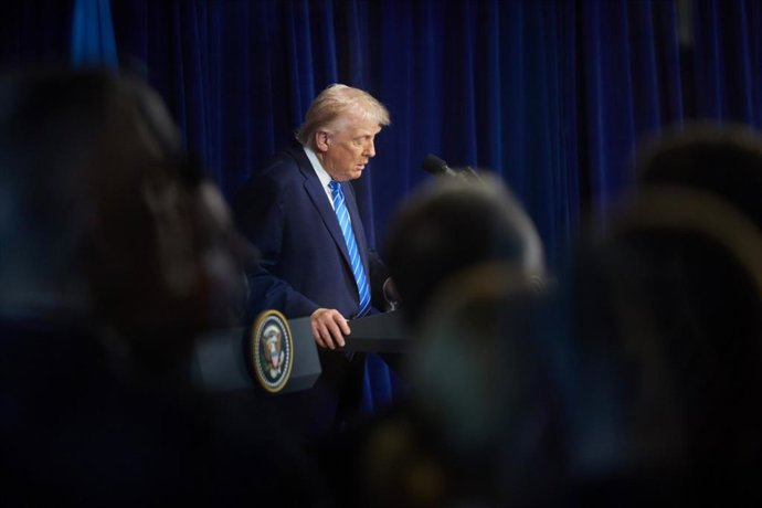 Trump anuncia que retira a la Guardia Nacional de Chicago, Los Ángeles y Portland December 29, 2025, Ukraine, Ukraine, Ukraine: US President Donald Trump met with Ukrainian President Volodymyr Zelensky for talks on ending the war between Ukraine and Russia at Trump's Mar-a-Lago resort in Palm Beach, Florida, on December 29, 2025