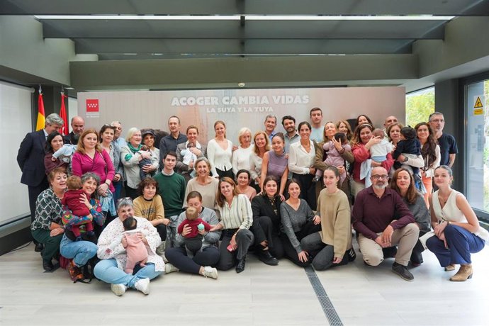 Archivo - Familias de acogida de la Comunidad de Madrid.