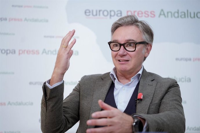 El portavoz del Grupo Parlamentario Vox en Andalucía, Manuel Gavira, en una imagen de archivo.