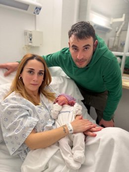 Coral, la primera bebé nacida en Galicia en 2026