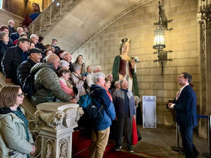 Más de 8.000 personas visitan el Palau del Consell en 2025