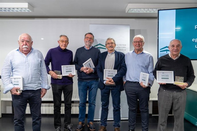 Homenaje en el acto de COAT.