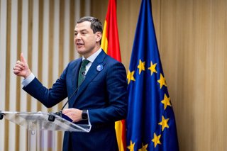 El presidente de la Junta de Andalucía, Juanma Moreno, interviene en el  acto de presentación de la candidatura de Málaga a sede de la Autoridad Aduanera de la Unión Europea. A 10 de diciembre de 2025, en Bruselas (Bélgica). (Foto de archivo).