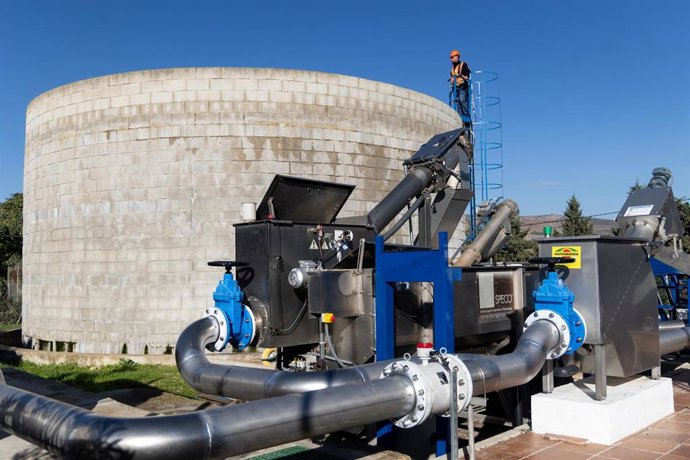 La Diputación invierte 11,1 millones de euros en la mejora y modernización de 19 depuradoras en la provincia