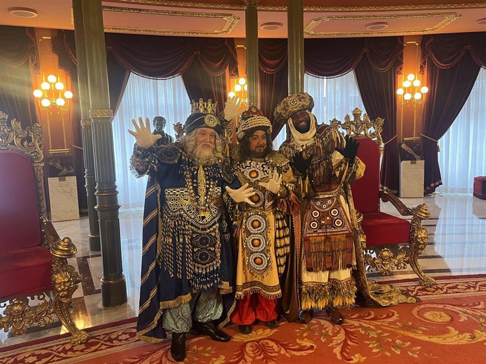 Los Reyes Magos en el Teatro Arriaga, donde han explicado su agenda del lunes