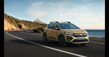 El Dacia Sandero cierra 2025 como el coche más vendido en España y Toyota como la marca más popular