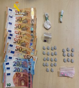 Detingudes dos persones acusades de tràfic de drogues prop d'una sala de festes de Sogorb