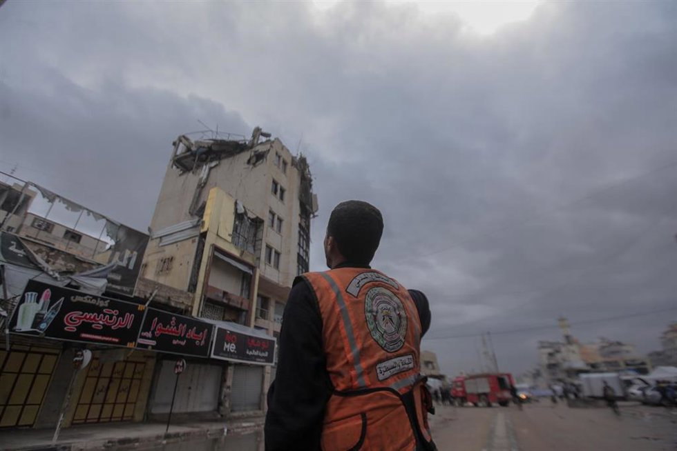 Imagen de archivo del derrumbe de un edificio en Al Saraya (Gaza)