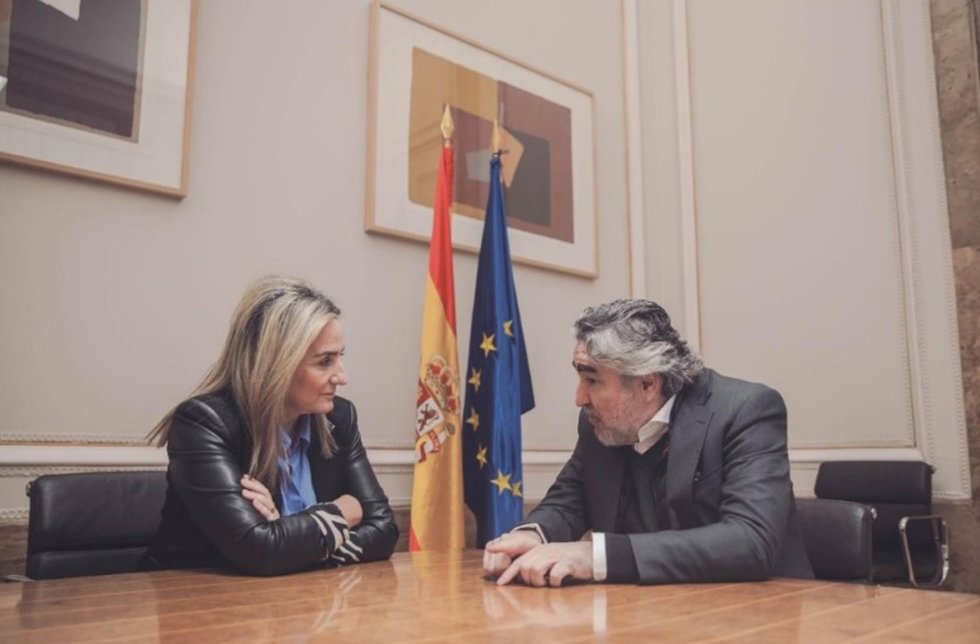 La ministra de Educación, Formación Profesional y Deportes, Milagros Tolón, en la reunión con el presidente del Consejo Superior de Deportes (CSD), José Manuel Rodríguez Uribes