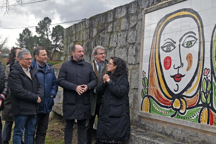 La Xunta impulsa un nuevo proyecto de señalización turística y embellecimiento como "puerta" de la Ribeira Sacra