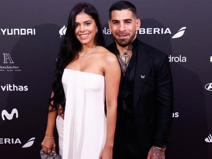 Archivo - (Foto De ARCHIVO) Ilia Topuria Y Giorgina Uzcategui Badell