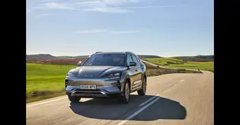 BYD Seal U, MG EHS y Toyota C-HR, los híbridos enchufables más vendidos en España en 2025