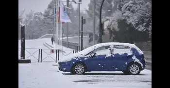 AEMET lanza un aviso por nevadas para este domingo y Protección Civil pide precaución en las carreteras