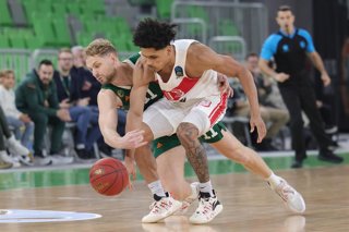Archivo - Xavier Castañeda, durante un partido con el JL Bourg Basket.
