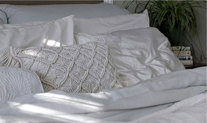 El amarillo desaparece: una cucharada es suficiente para que las almohadas vuelvan a estar blancas