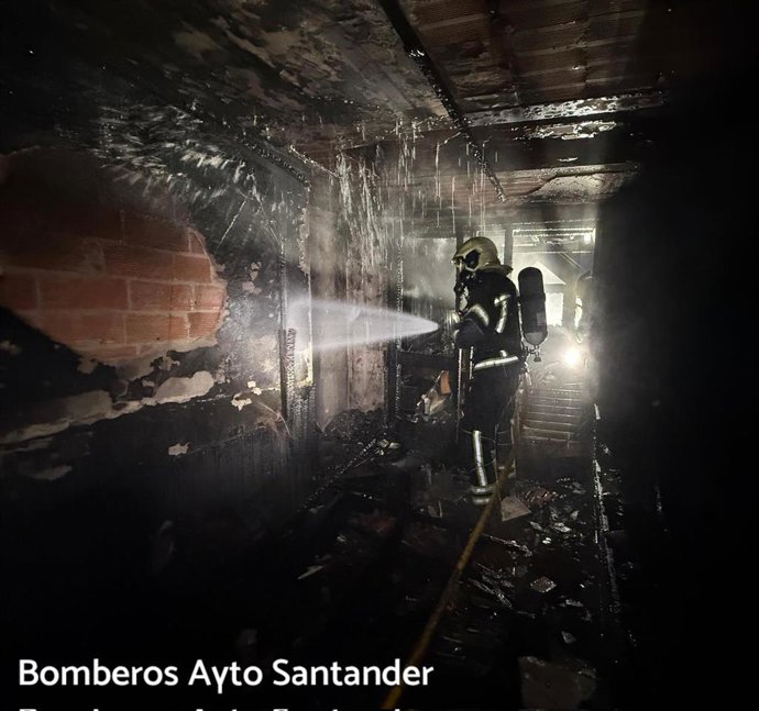 Incendio en una vivienda de Pontejos