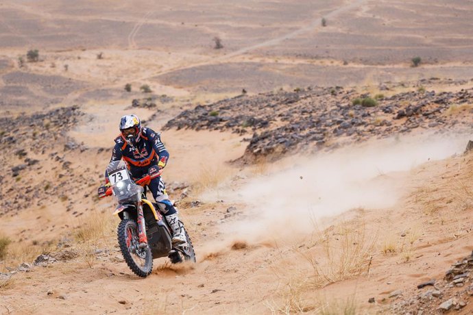 Archivo - 73 CANET Edgar (ESP), Red Bull KTM Factory Racing, KTM 450 Rally Factory, FIM W2RC, Rally2 Junior, action during the Stage 4 of the Rallye du Maroc 2025, 5th round of the 2025 WR2C on October 16, 2025 around Erfoud, Morocco - Photo Julien Delfos