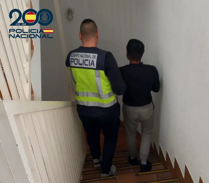 Detención en Son Oms