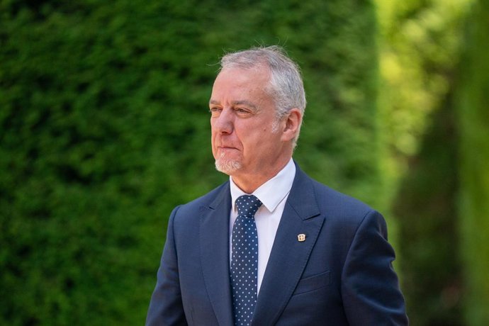 Archivo - El ex-Lehendakari, Íñigo Urkullu, durante un acto institucional de reconocimiento al primer Gobierno vasco tras la dictadura, en el Palacio de Ajuria Enea, a 16 de junio de 2025, en Vitoria-Gasteiz, Álava, País Vasco (España). El acto se celebra