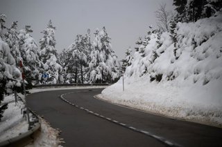 Puerto de montaña La Collada de Toses durante el temporal de nieve en Girona, a 28 de diciembre de 2025, en Girona, Catalunya (España)