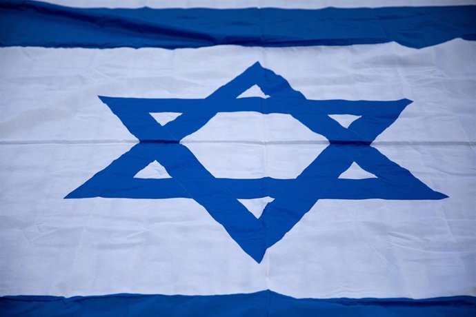 Archivo - Bandera de Israel (archivo)