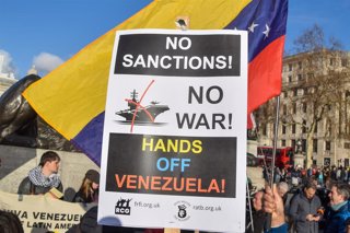 Manifestación contra la intervención de EEUU en Venezuela