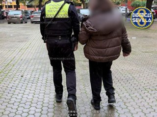 La Policía Local localiza una mujer desaparecida en Sevilla.